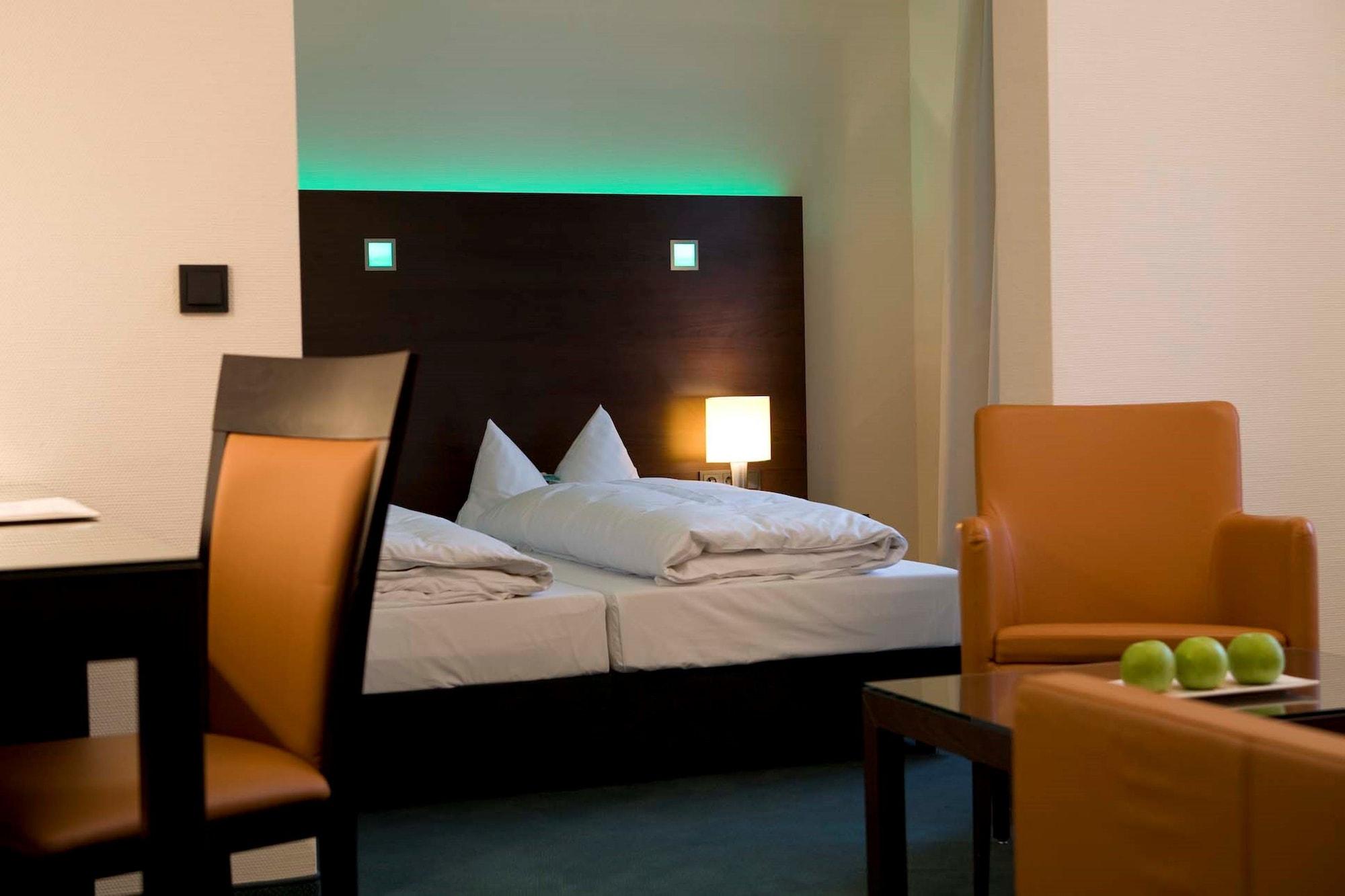 Flemings Muenchen-schwabing Hotel 4*